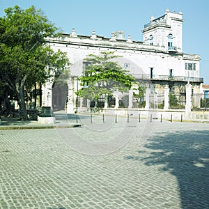 Palacio del Segundo Cabo Instituto Cubano del Libro, Plaza de