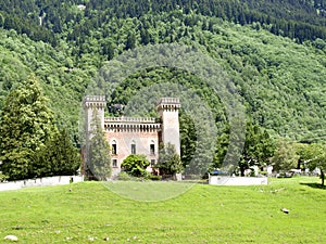 Palazzo Castelmur beim Dorf Stampa photo