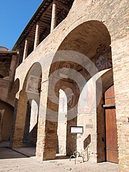 Palazzo Comunale, San Gimignano, Italy photo