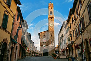 Palazzo dei Priori on Piazza del Popolo in Montalcino, Val d`Orc