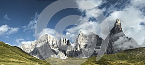 Pale di San Martino, Dolomiti photo