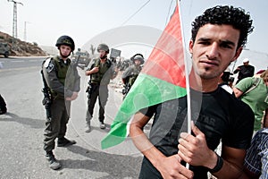 Palestinian Protesters Confront Israeli Soldiers