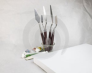 Palette knife, a set of palette knives.