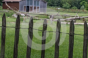 Paling fence photo