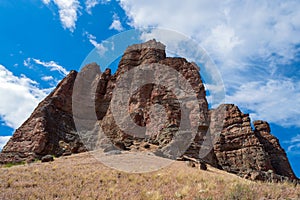 Palisades tower over the Clarno Unit of the John Day Fossil Beds National Monument, Oregon, USA