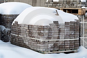 Pallets with bricks in the store. Racks of brick.