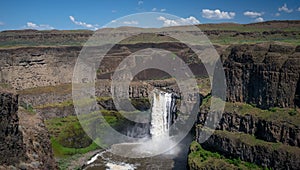 The Palouse Falls, mid day