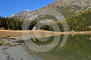Palu lake in autumn - Landscape of Valmalenco, Valtellina, Italy