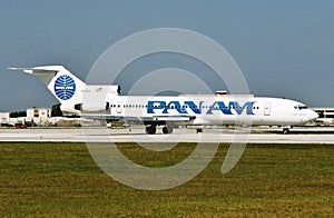 .Pan Am Boeing B-727-282 N609KW CN 21950 LN 1579