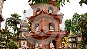 Pan Down / Tran Quoc Pagoda Temple in Hanoi Vietnam