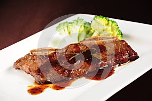 Pan-Fried Beef Steak with Black Pepper