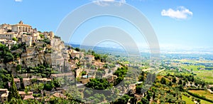 Panaramic view of the village of Gordes, Provence, France