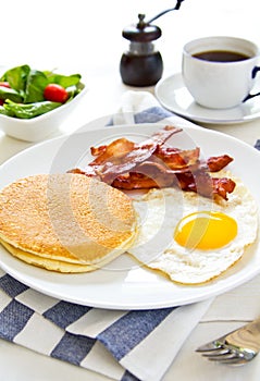 Pancake with Bacon and fried egg