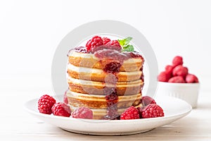 pancake with fresh raspberries