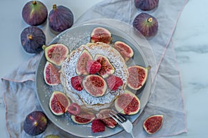 Pancake tower with fresh figs