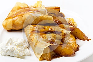 Pancakes with caramelised pears