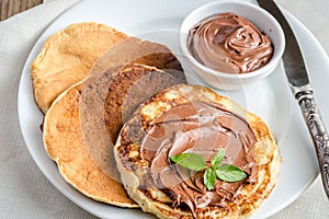 Pancakes with chocolate cream