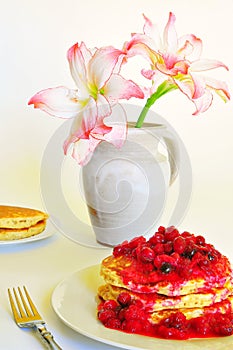 Pancakes and cranberries breakfast with Happy Flower Amaryllis