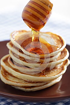 Pancakes with honey