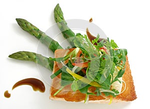 Panfried salmon with asparagus and salad