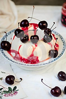 pannacotta with cherry sauce