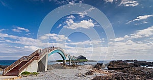 Panorama of the arched bridges to the platform of three immortal