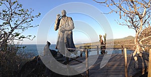 Panorama from Charles Darwin statue