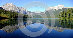 Panorama of Emerald Lake, Yoho National Park, British Columbia,