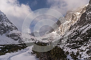 Panorama horskej zimnej krajiny. Tatry. Slovensko