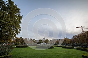 Panorama of the Vienna Volksgarten with the natural history museum in background.