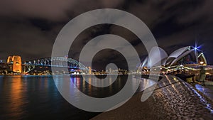 Panorama Ã¼ber den Hafen von Sydney bei Nacht