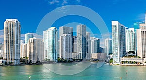 panoramic miami skyscraper skyline with horizon. photo of miami skyscraper skyline of metropolis