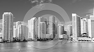 panoramic miami skyscraper skyline with horizon. photo of miami skyscraper skyline of metropolis