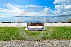 Panoramic park bench on the lake