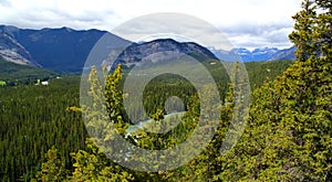 Panoramic View: A Beautiful day in Canada - Hiking and exploring in Banff Nationalpark / Bow River near Banff City