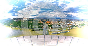Panoramatický výhled na Bratislavský hrad a staré město