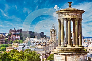 Panoramic view of the city of Edinburgh in Scotland