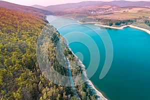 Panoramatický výhled na jezero Bukovec Košický kraj, Slovensko