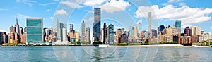 Panoramic view of the midtown Manhattan skyline in New York