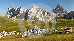 Panoramic view of mount Croda da Lago