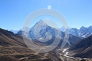 Panoramic View of Mount Everest beautiful and snow covered Mountain