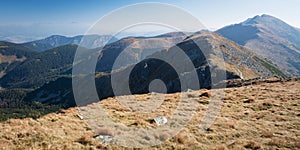 Panoramatický výhľad na hrebeň - Chopok až Ďumbier, Národný park Nízke Tatry, Slovensko