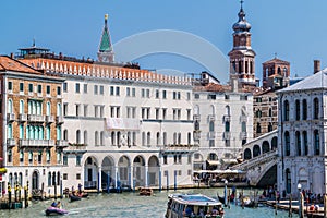 Panoramic view over the canal grande in Venice to the famous Rialto Bridge.