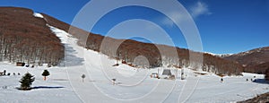 Panoramic view of piste in Pisoderi ski centre