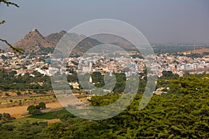 Panoramic view of Pushkar to the lake