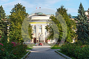 Panoramic view of the regional government in Veliky Novgorod and the war monument of Leonid Golikov