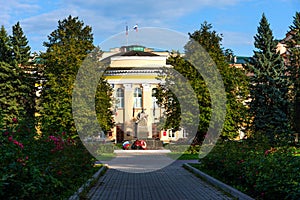 Panoramic view of the regional government in Veliky Novgorod and the war monument of Leonid Golikov