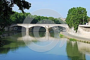 A panoramic view of Rome with the Tiber river and its bridges 002