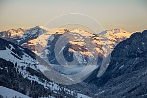 Panoramic view Saalbach hinterglemm steinernes Meer leogang sunset valley dusk