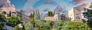 PanorÃÆÃÂ¡mica de la Alhambra de Granada a media maÃÆÃÂ±ana vista desd photo